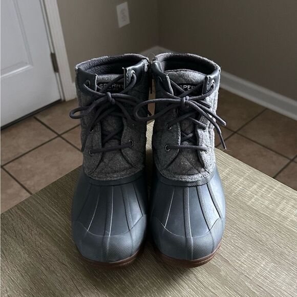 NWOT … SPERRY “Size: 6” Winter Duck Boots - Picture 2 of 7